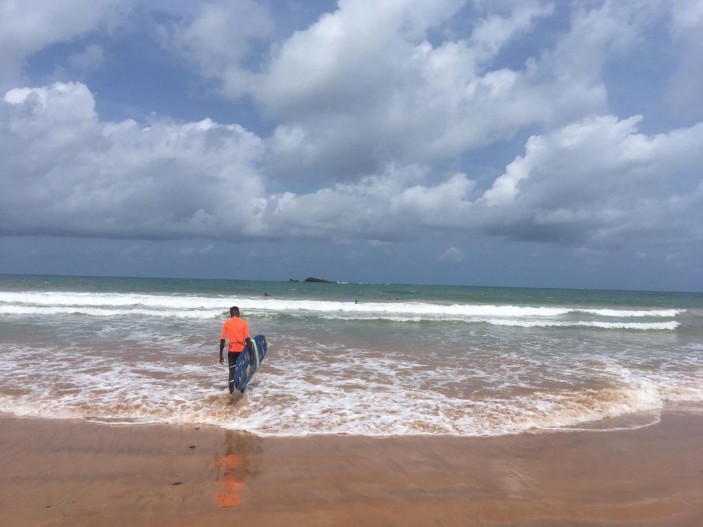 Surfen in Ghana